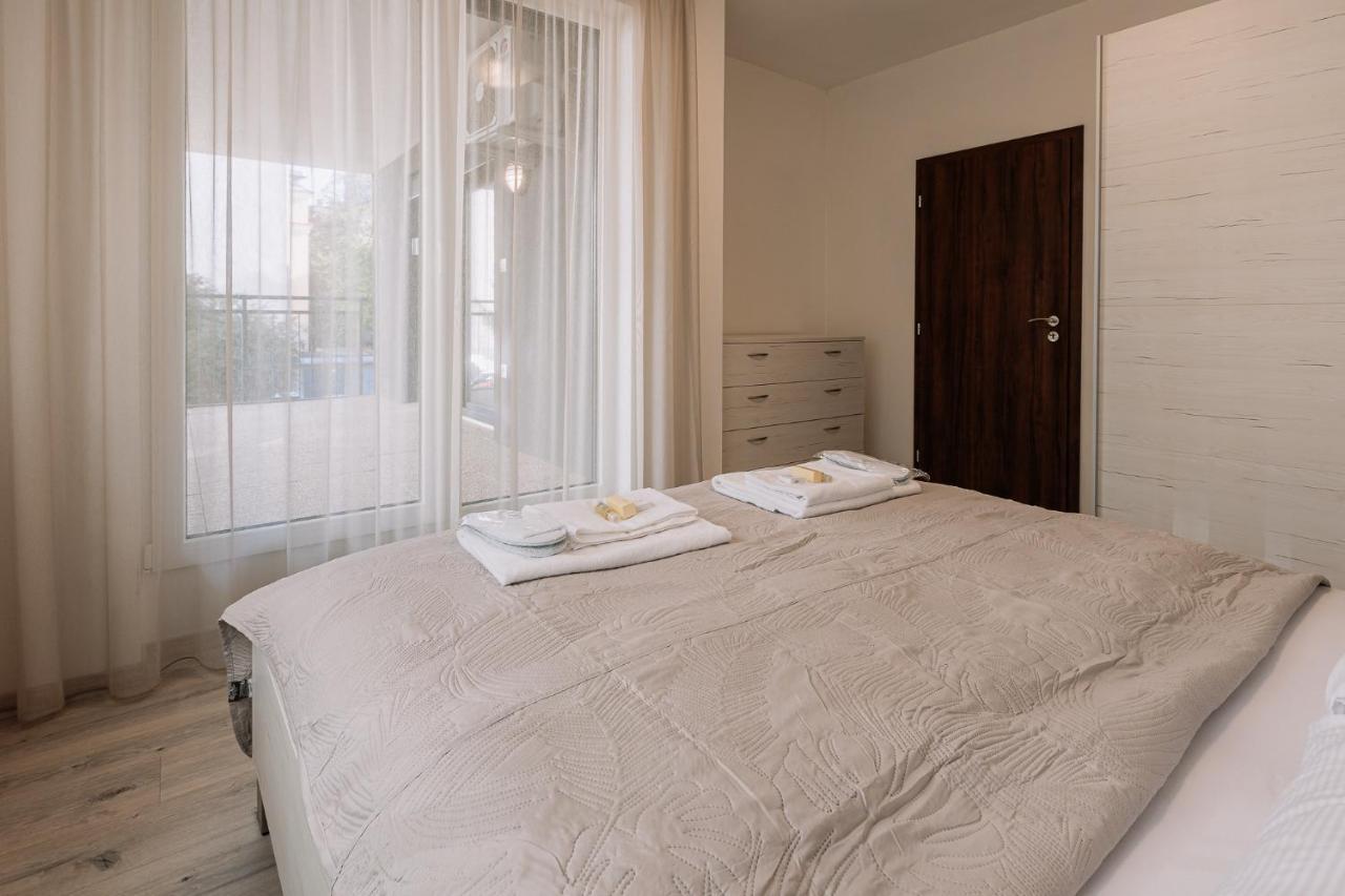 Skau 2 Old Town Family & Business Apartment 2 Floor Free Parking Bratislava Esterno foto